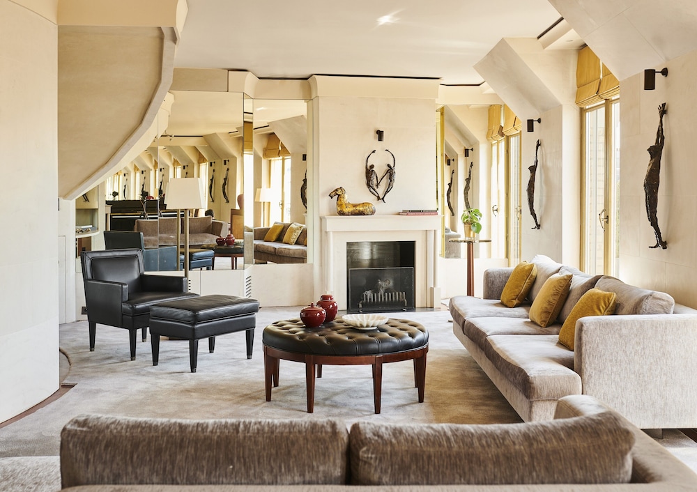 PARK HYATT PARIS VENDOME 52/71