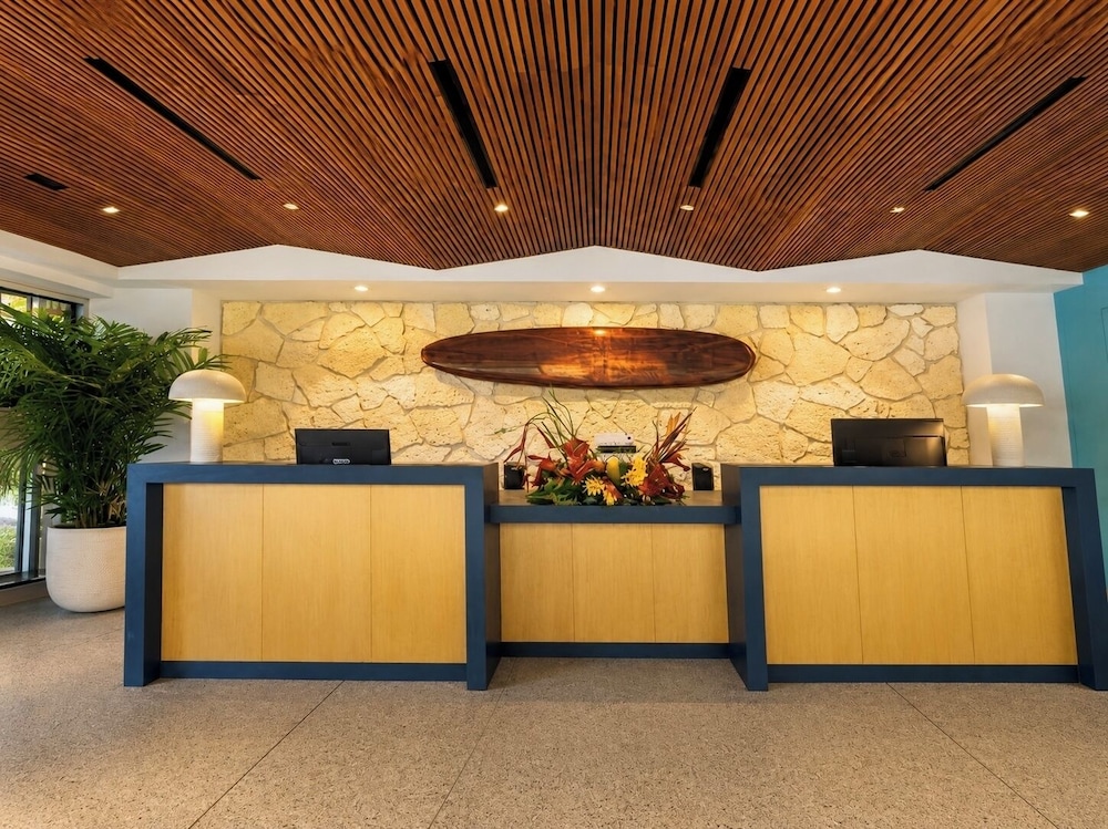 卡梭威基基海岸酒店(Castle Waikiki Shore) 图片2