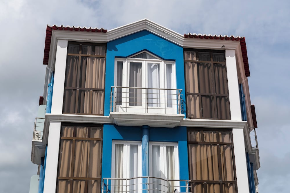 Central Guest House 1/50