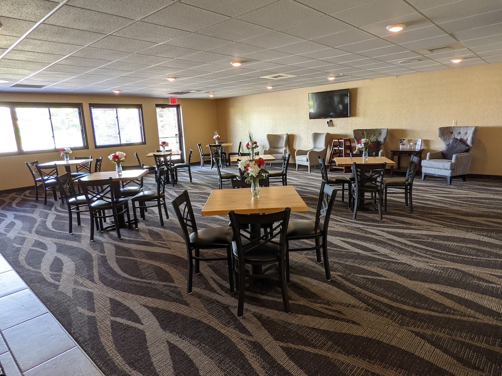 Cobblestone Inn & Suites Merrill 37/50