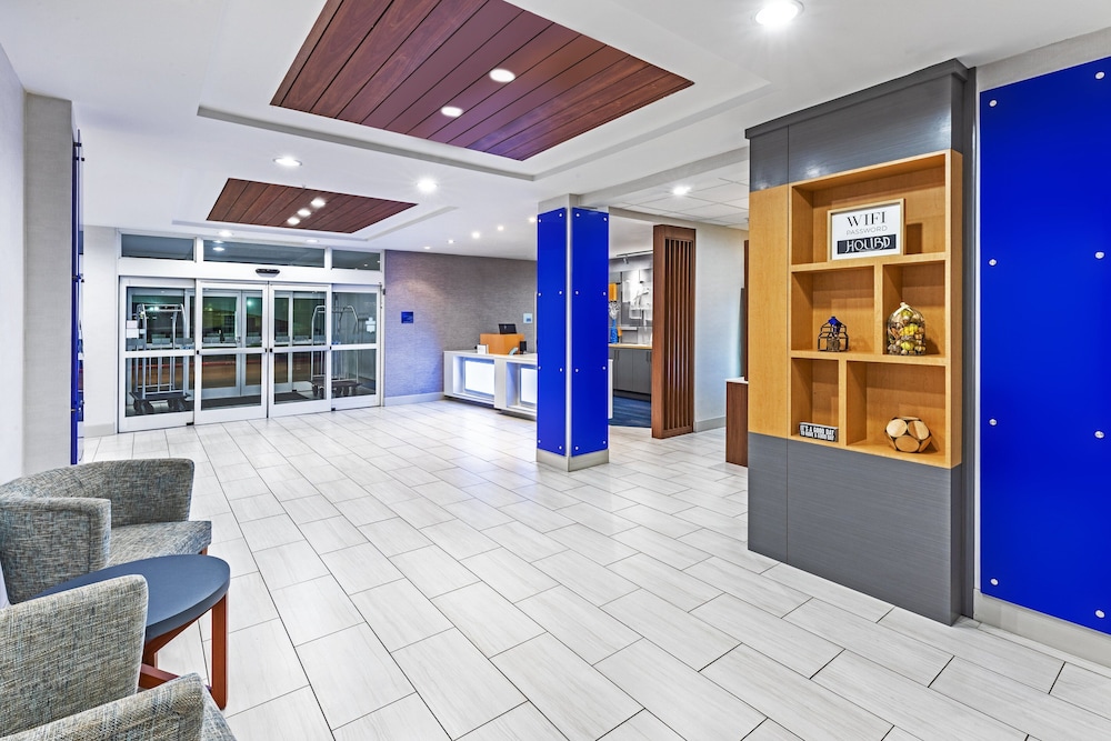 Holiday Inn Express & Suites Houston Space Ctr - Clear Lake 8/50