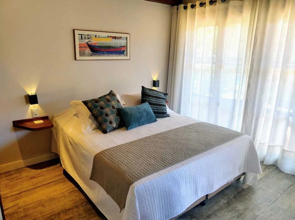 Hotel Atalaia do Mariscal 24/77