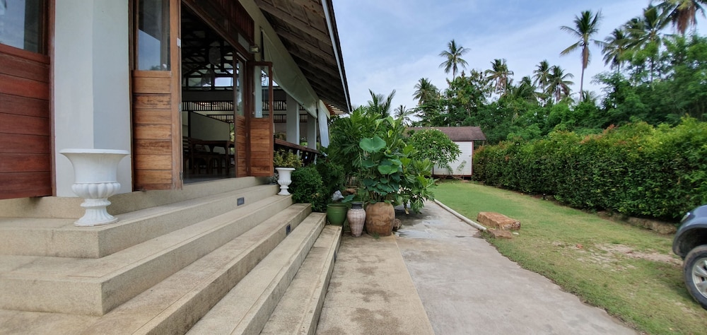 Isle Beach Resort 1/65