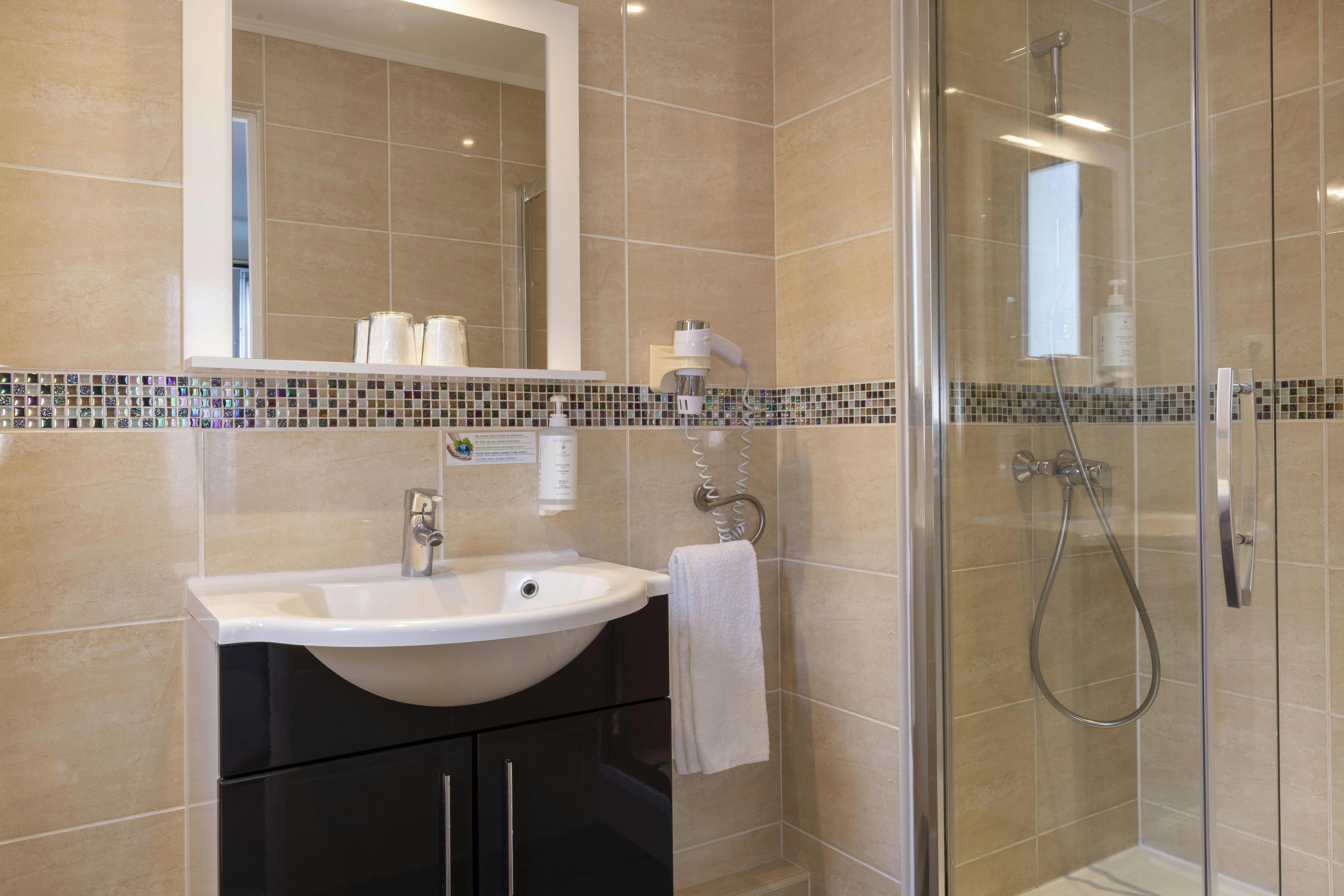 Hotel Chatillon Montparnasse 52/57