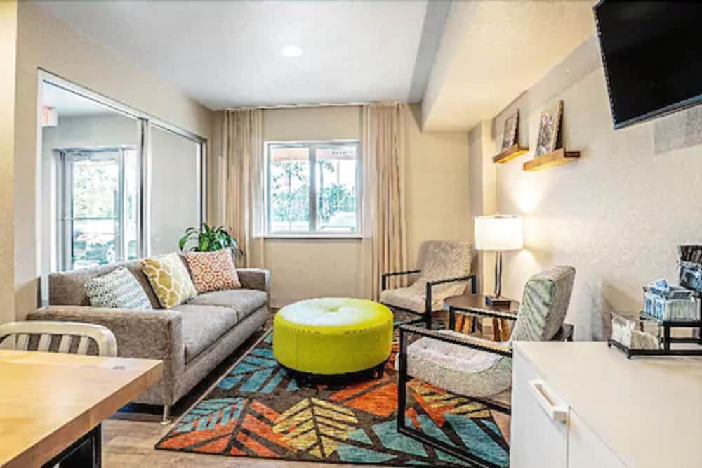 WoodSpring Suites Tamarac 24/50