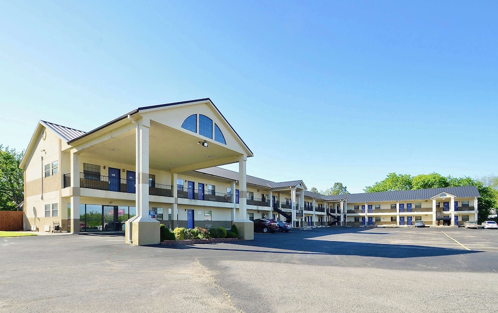 Motel6 Atoka, OK 50/54