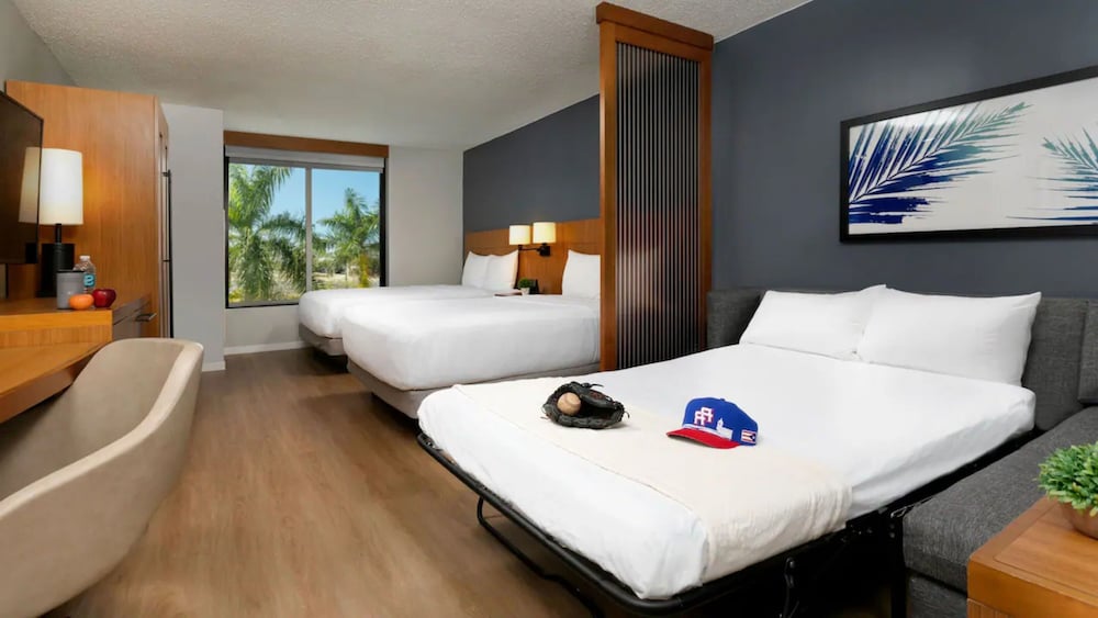HYATT PLACE SAN JUAN/CITY CENTER 12/74