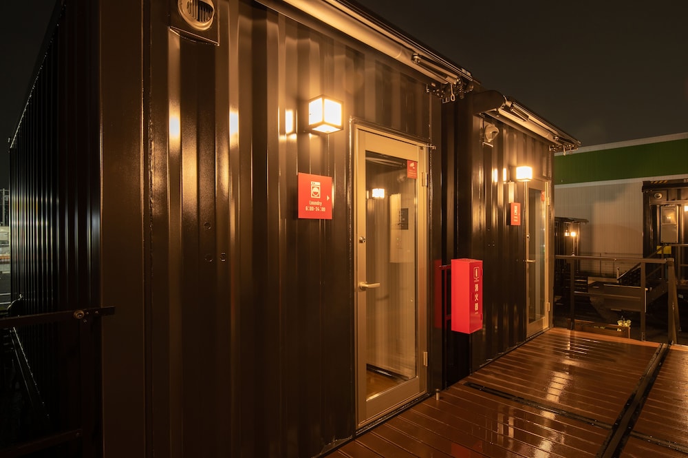 HOTEL R9 The Yard Noda 12/19