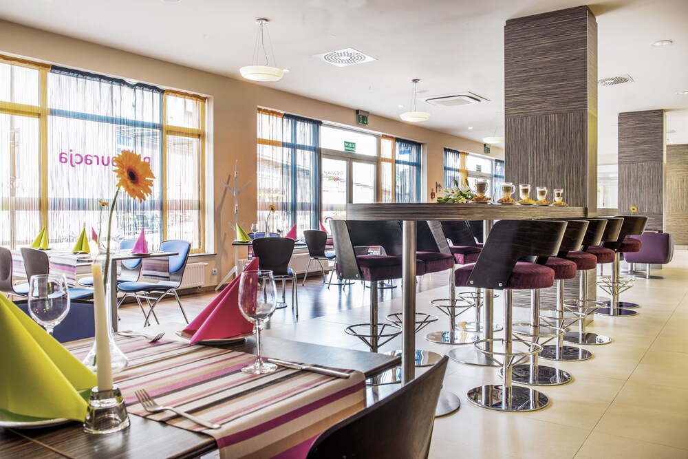Hotel Ibis Styles Walbrzych 56/70