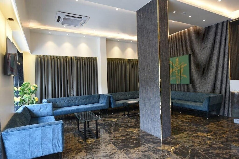 Kyriad Hotel Pimpri (ex Hotel Kundan Palace) 21/28