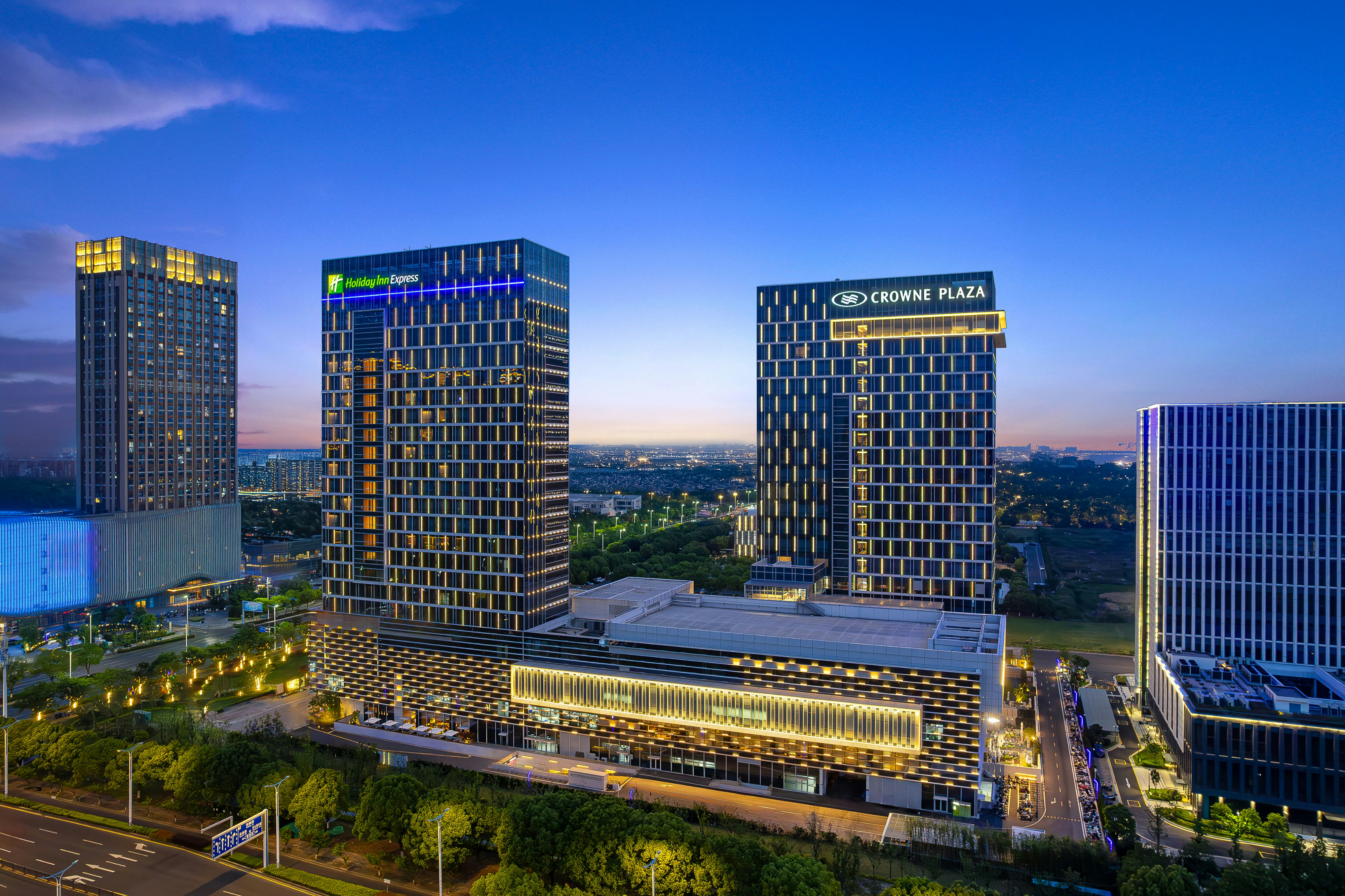 Holiday Inn Express Suzhou East Taihu 9/48