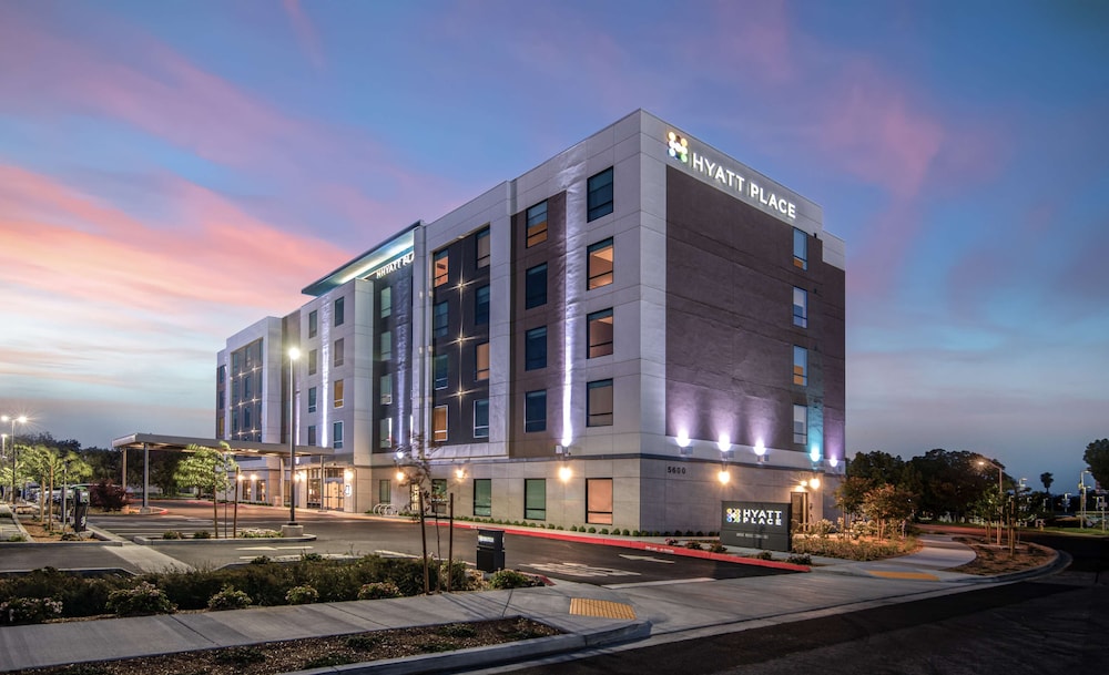 Hyatt Place Newark/Silicon Valley 6/64
