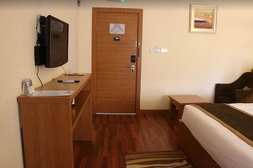Ibeto Hotels 23/46