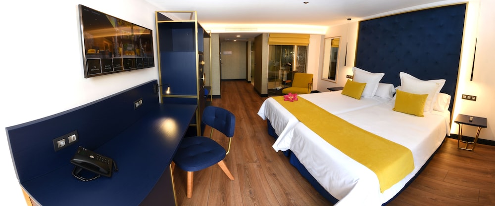 BLUESEA Design Plus Bex Hotel 15/67
