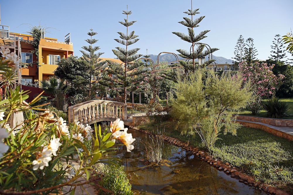 Orpheas Resort - Adults Only 68/71