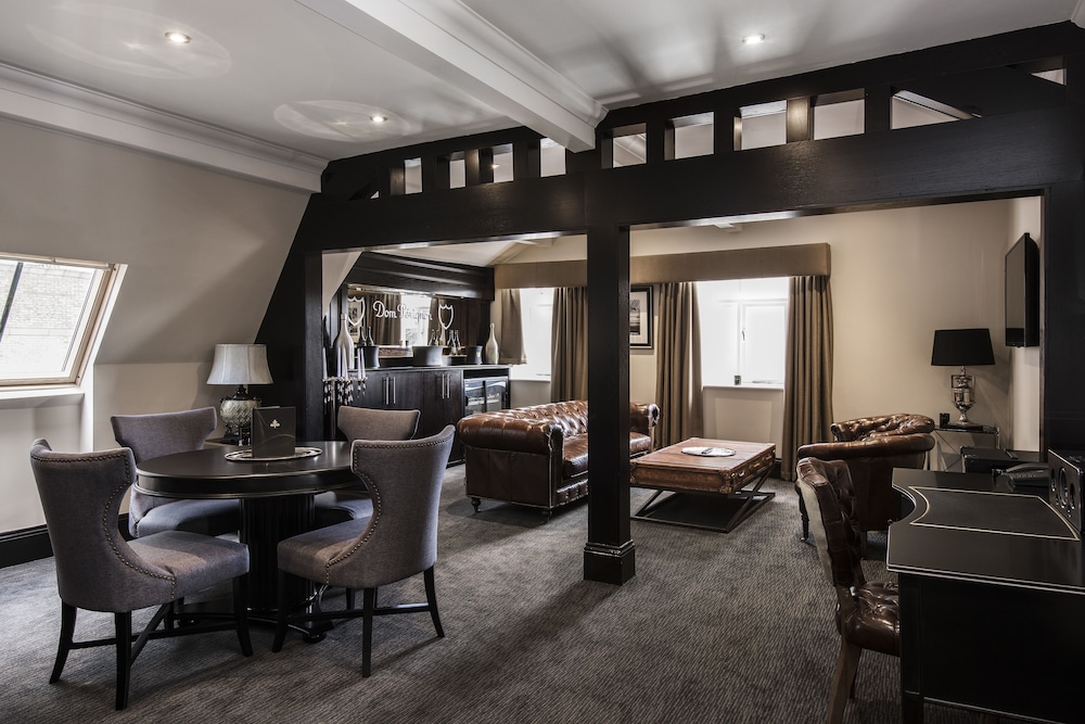 The Vermont Aparthotel 45/46