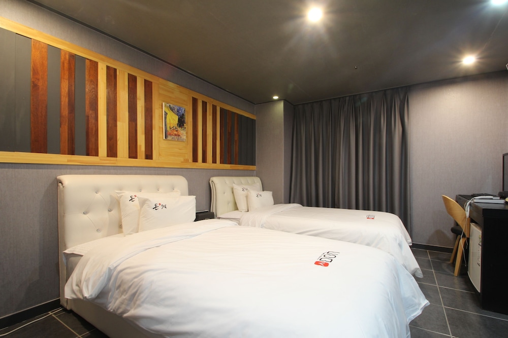 Hotel Don 10/50
