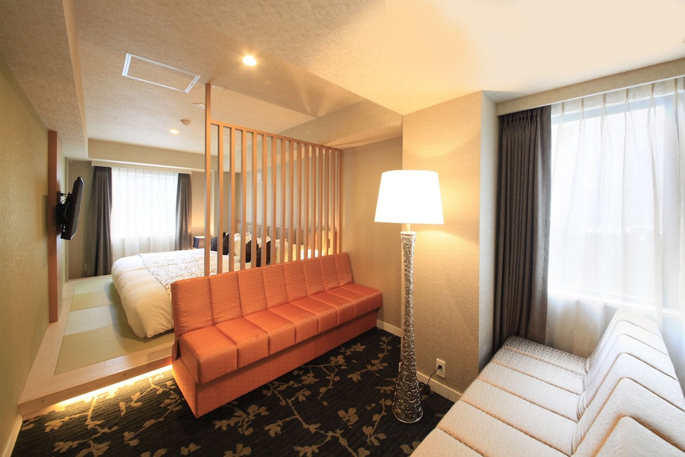 Centurion Hotel Grand Akasakamitsuke Station 68/79