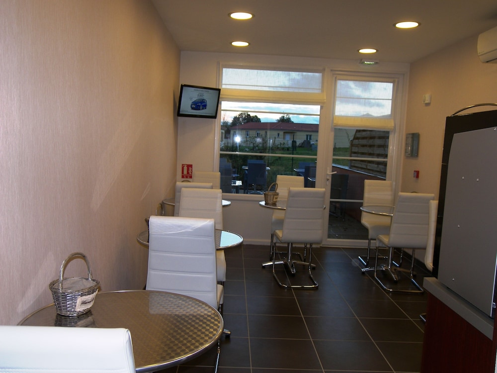Hostellerie Du Matin Calme 29/39