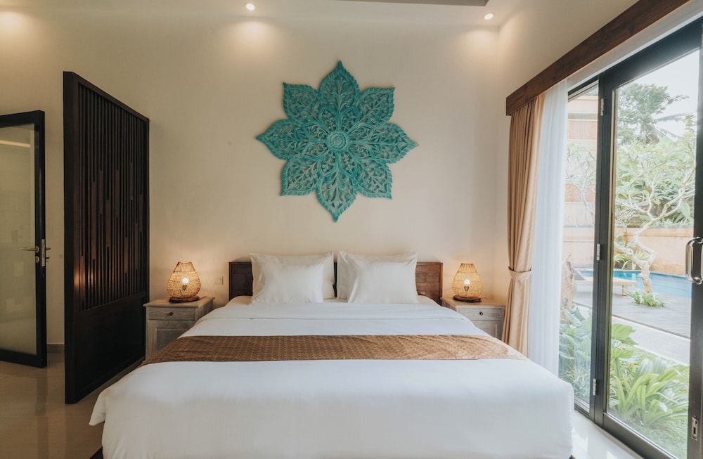 3 BEDROOMS, VILLA, PRIVATE POOL