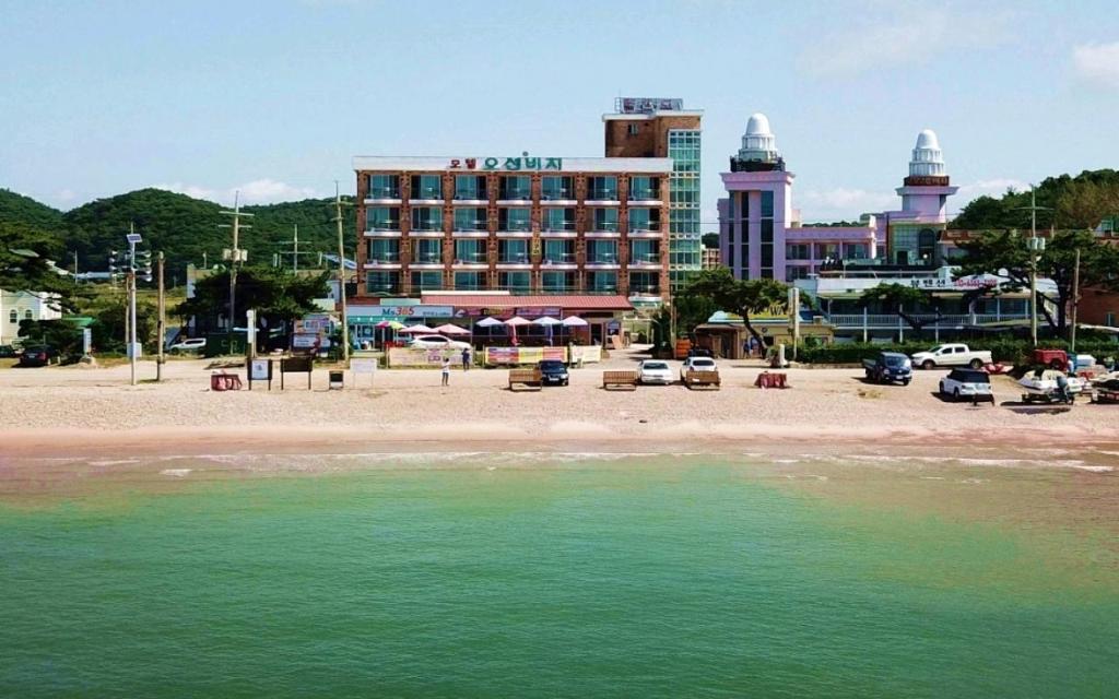 Anmyeondo Ocean Beach Motel 9/70
