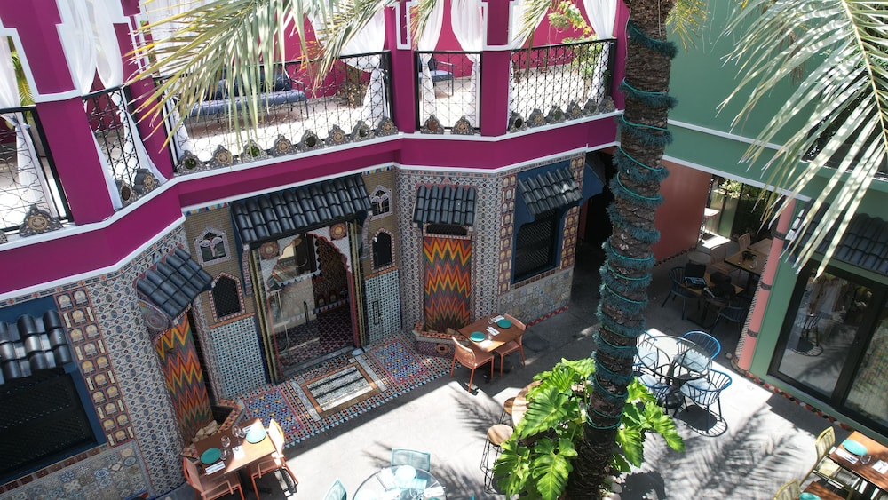 Exotica Boutique Hotel 4/50