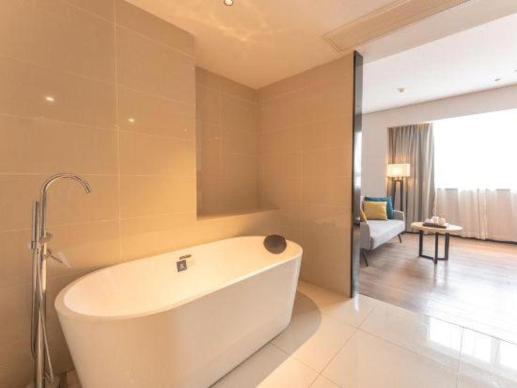 Echarm Hotel (Yangzhou Jiangdu Jinying Plaza Branch), Yangzhou 56/58