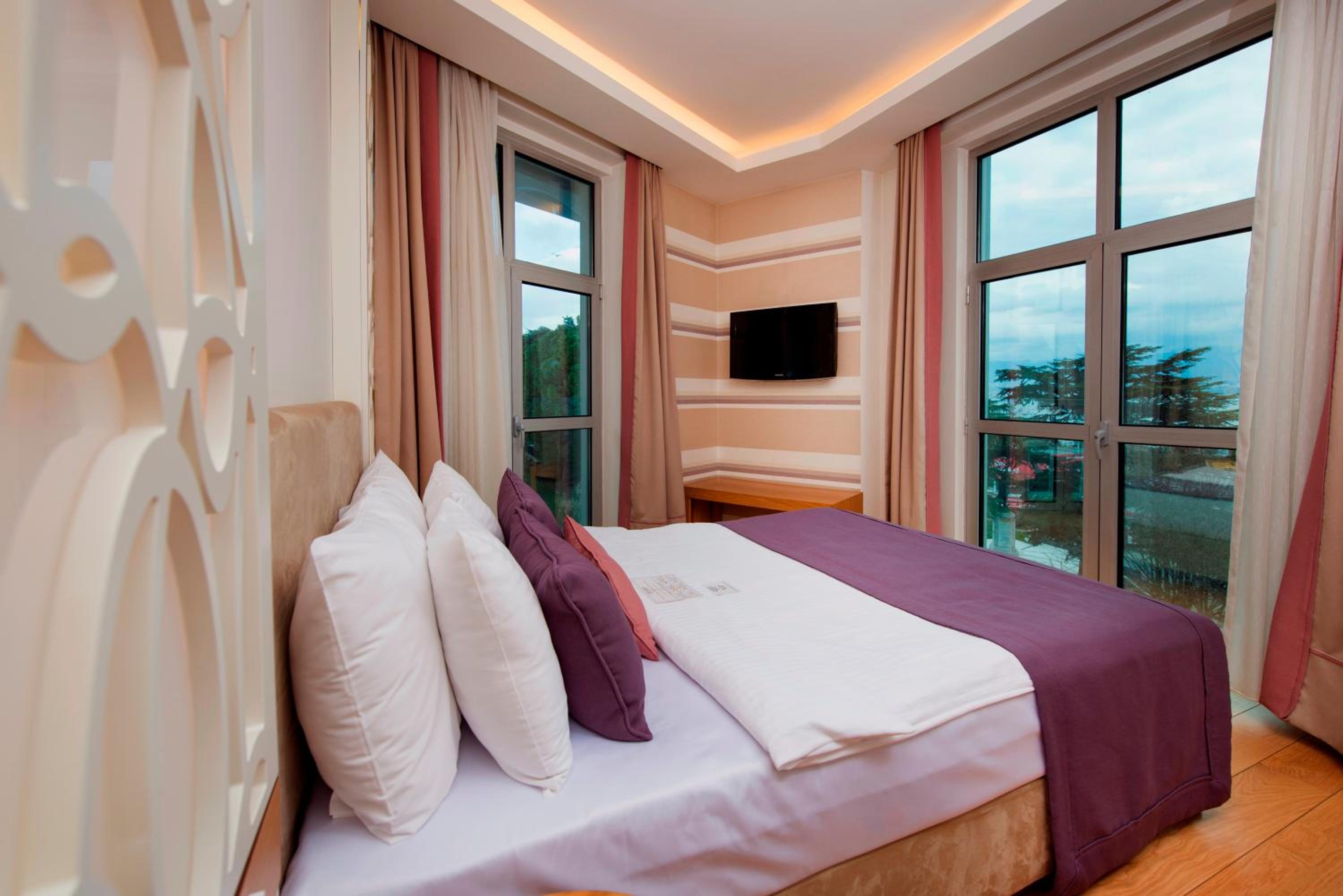 Wes Hotel 14/55