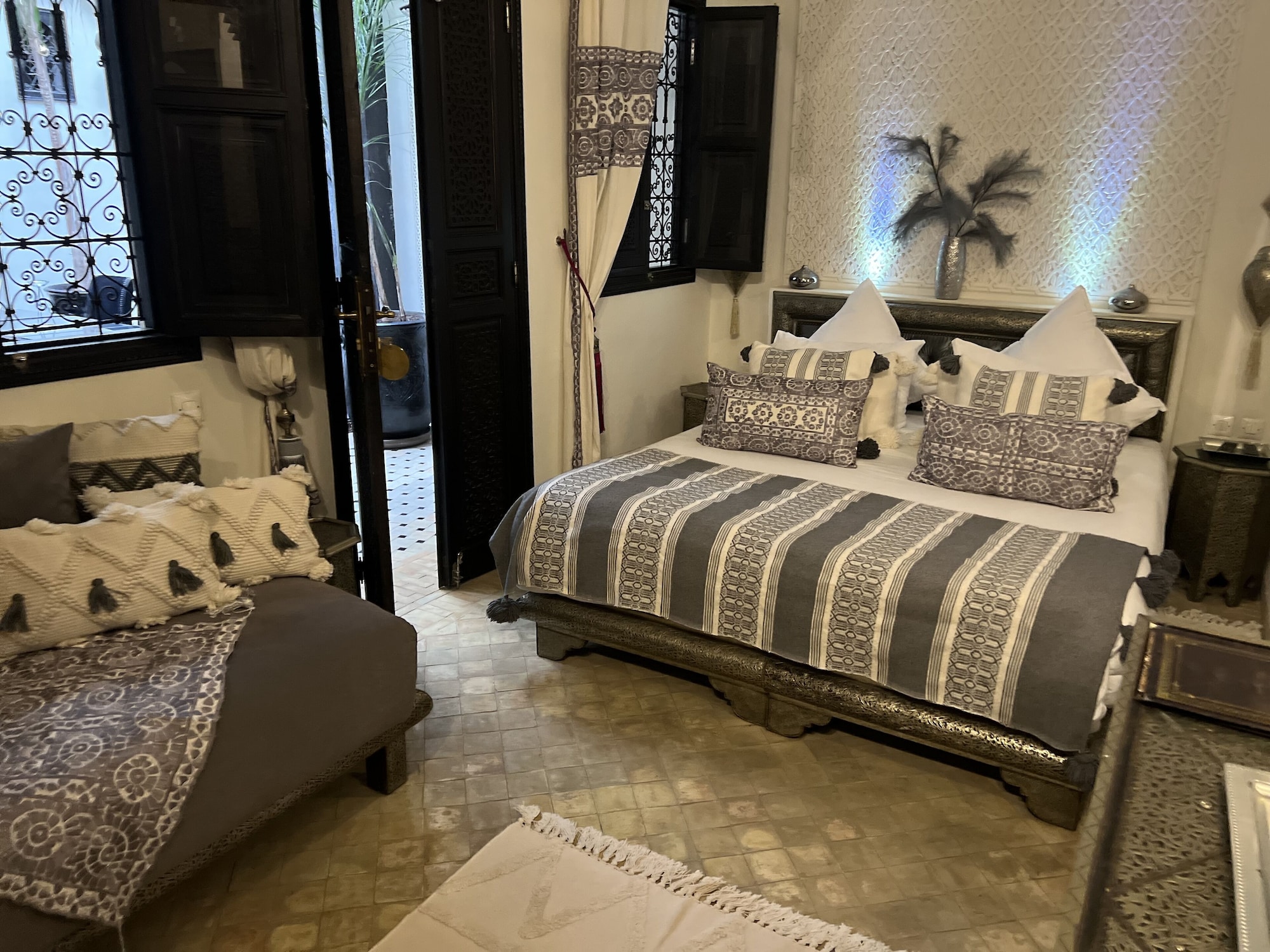 ROOM, DOUBLE BED, PRIVATE BATHROOM