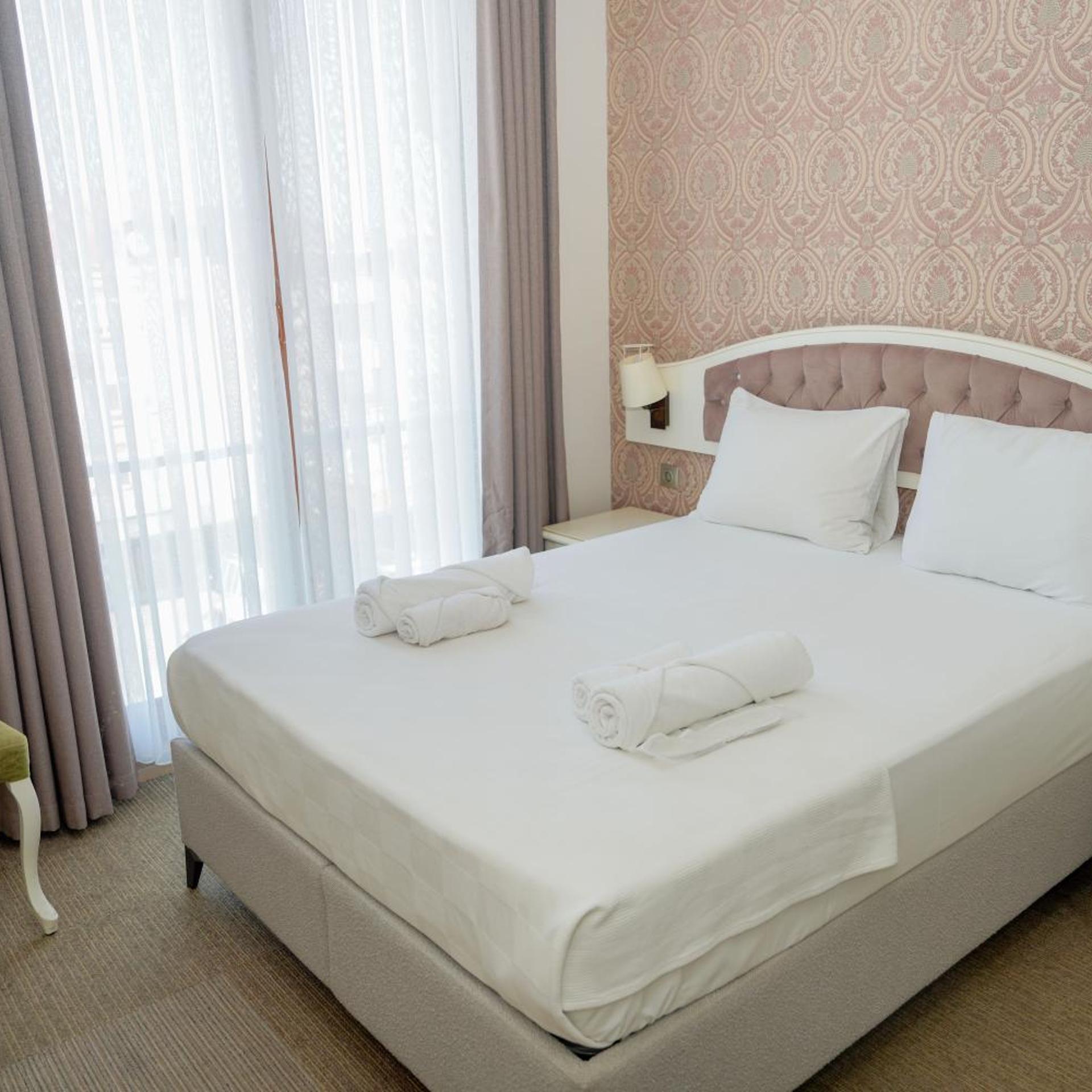 ECONOMY, DOUBLE BED