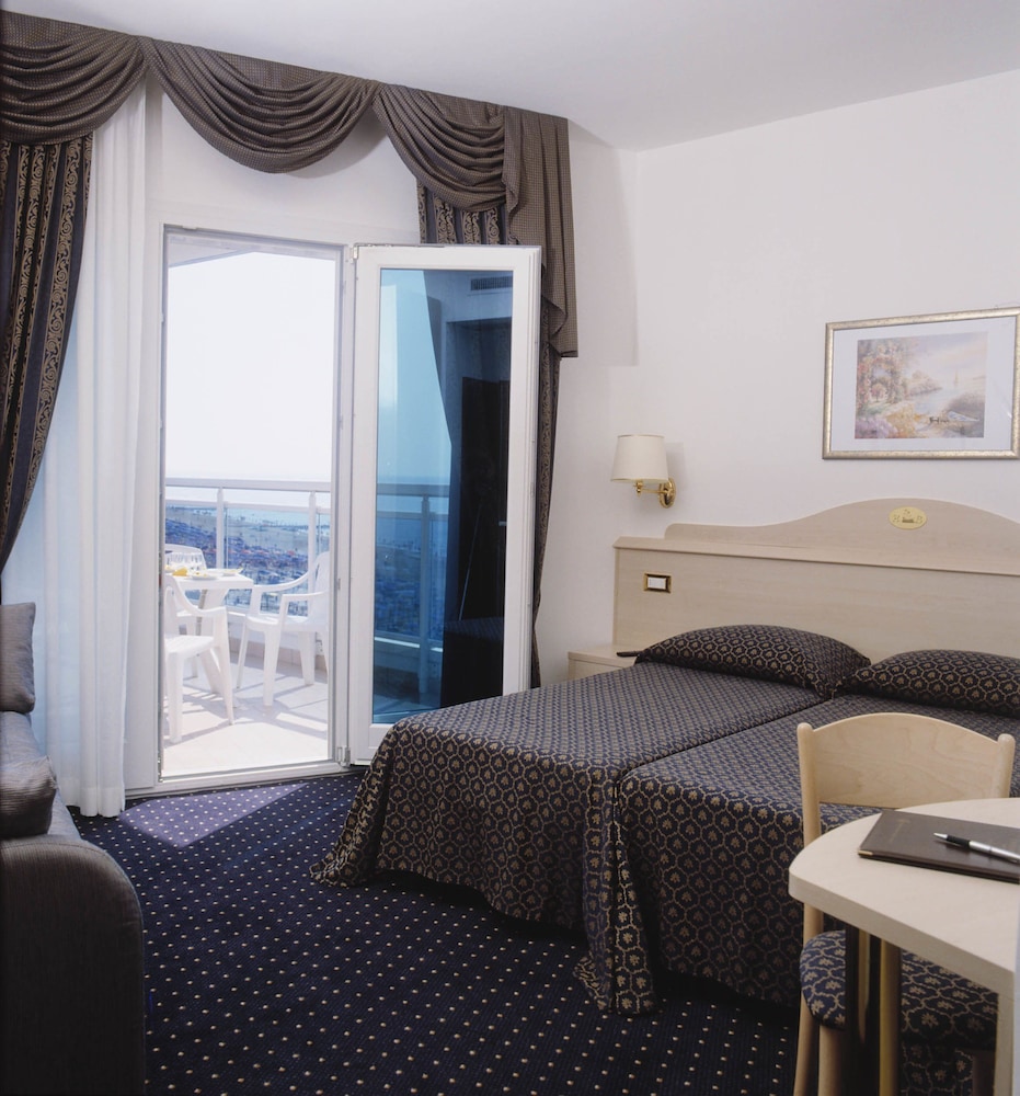 Hotel Caravelle and Minicaravelle 19/37