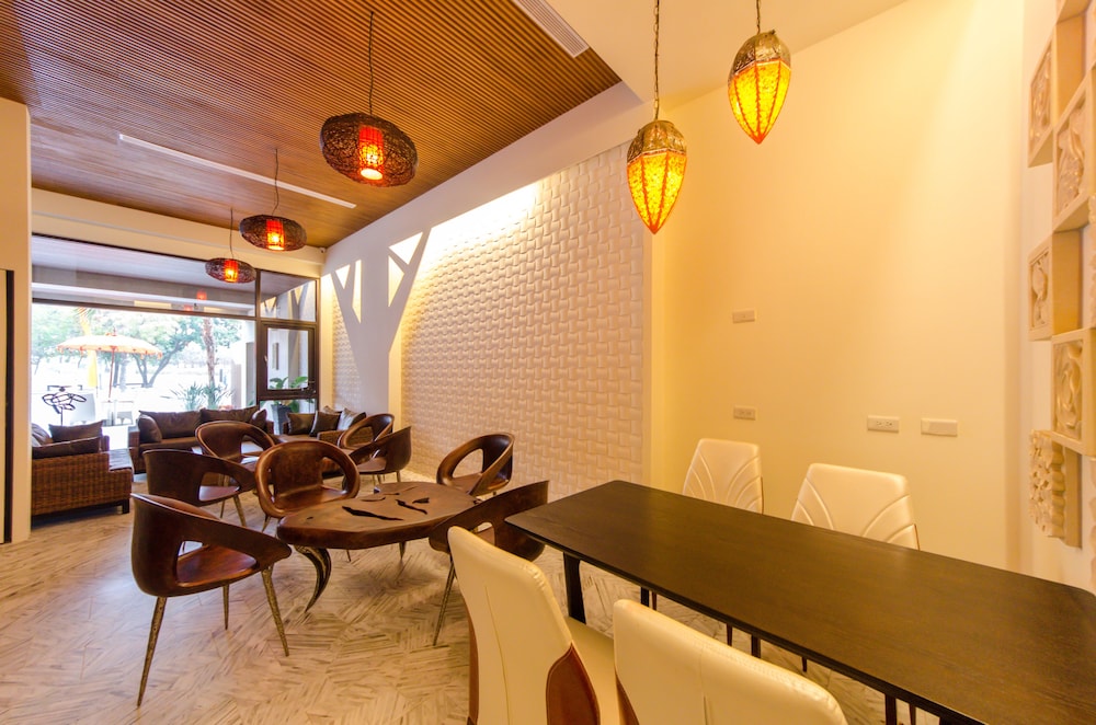 Move Resort&Spa 65/72