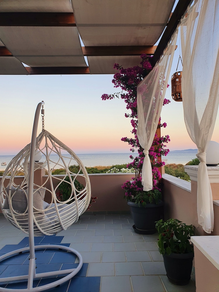 Erofili Hotel 2/36