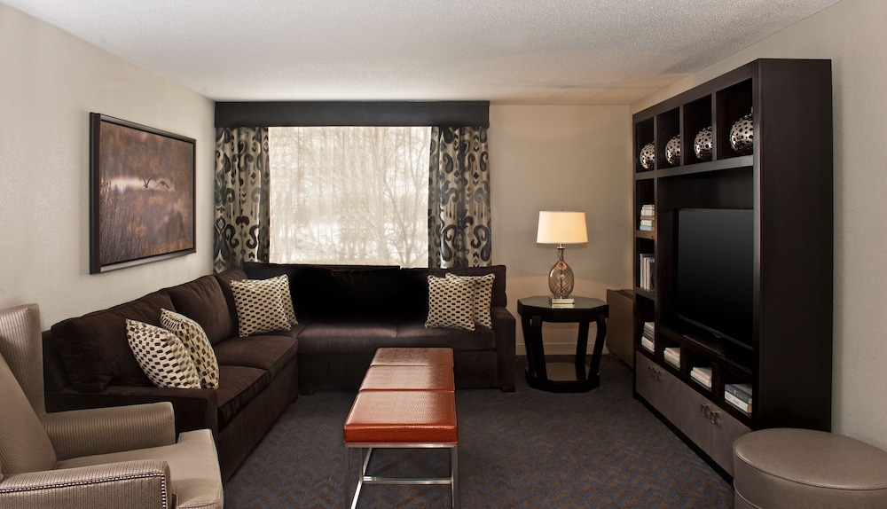 Sheraton Minneapolis West Hotel 32/61