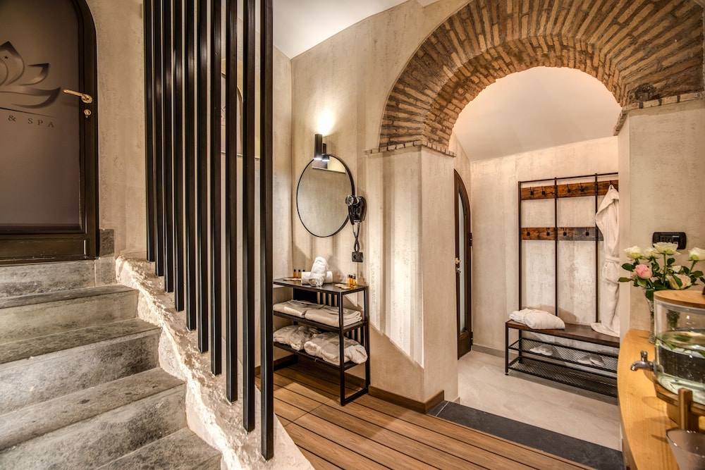 Boutique Relais Barozzi 50/68