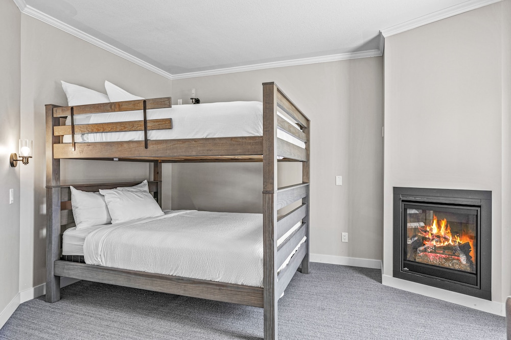 Northwinds Hotel Canmore 24/47
