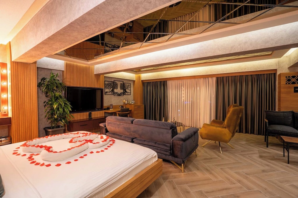 Leman Hotel - Boutique Class 12/50