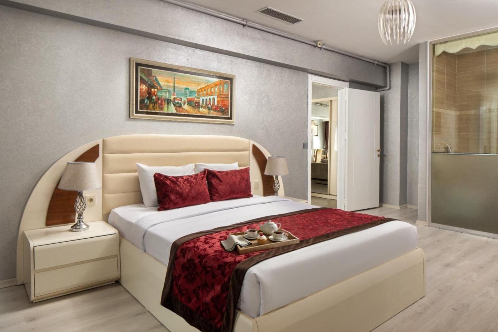 King Two Bedroom Apartment