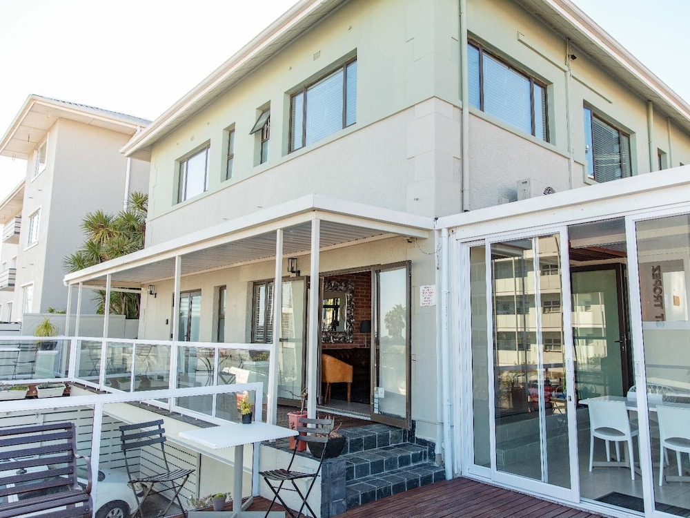 Leeuwenzee Guest House 1/50