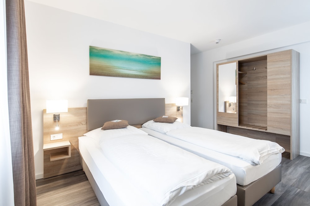 STANDARD, DOUBLE BED