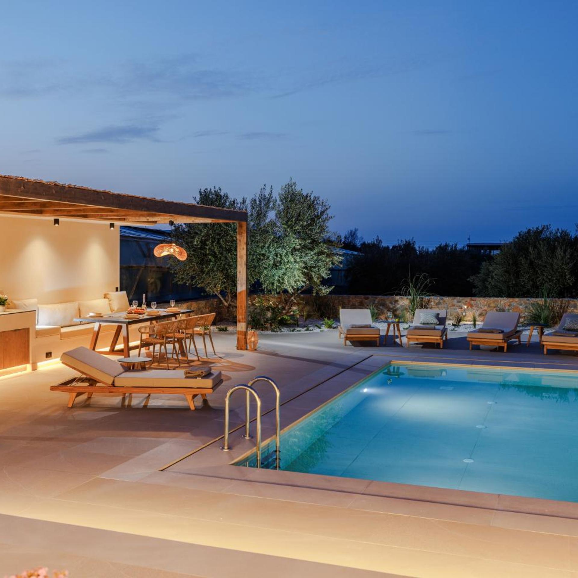 Sokratis LocoLux Villas & Suites 48/86