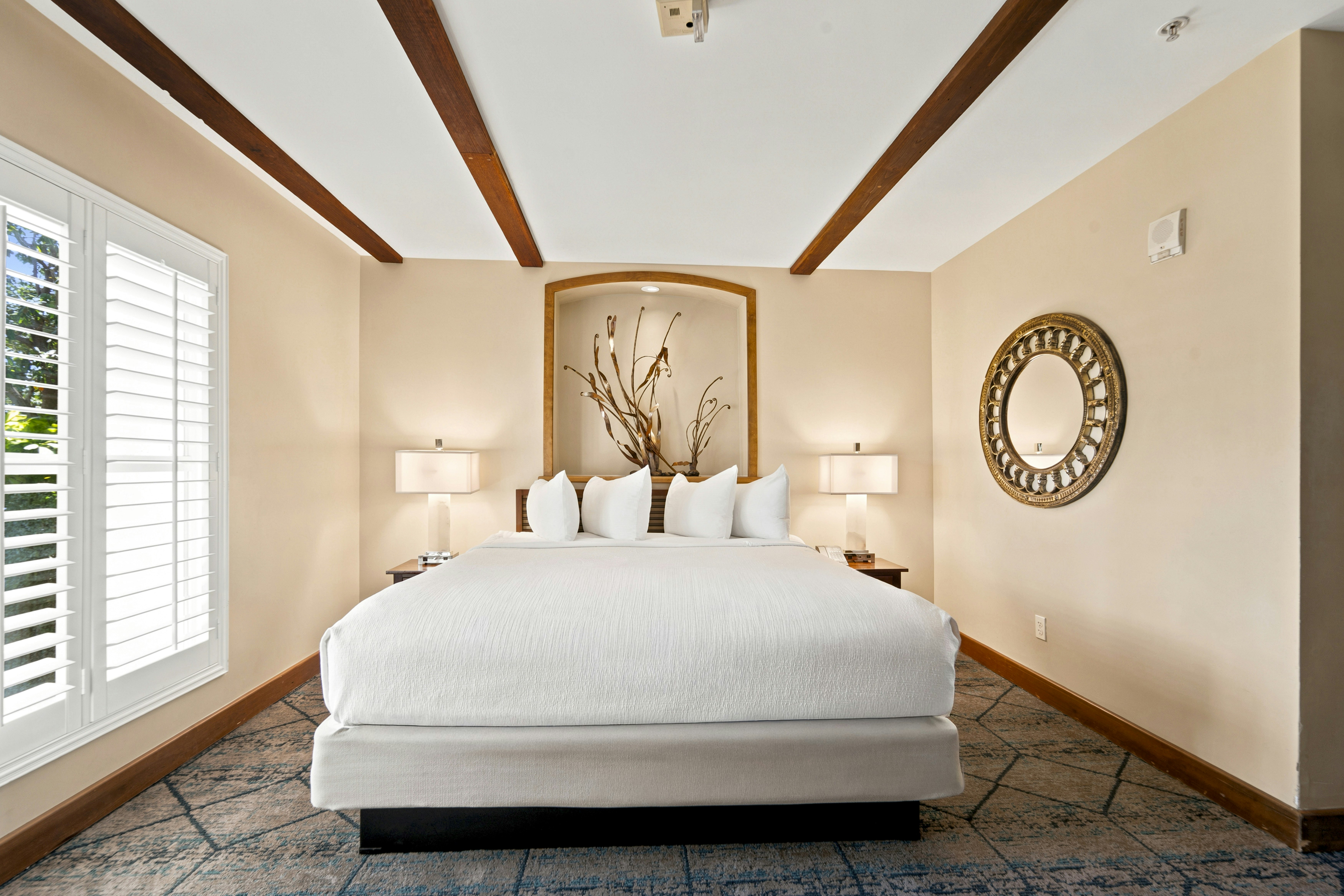 Suite, Bay View, Accessible