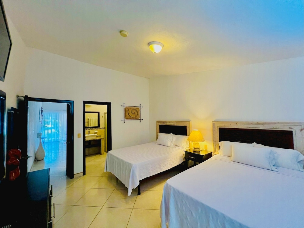 Los Picos Hotel & Suites Bucerias 11/50