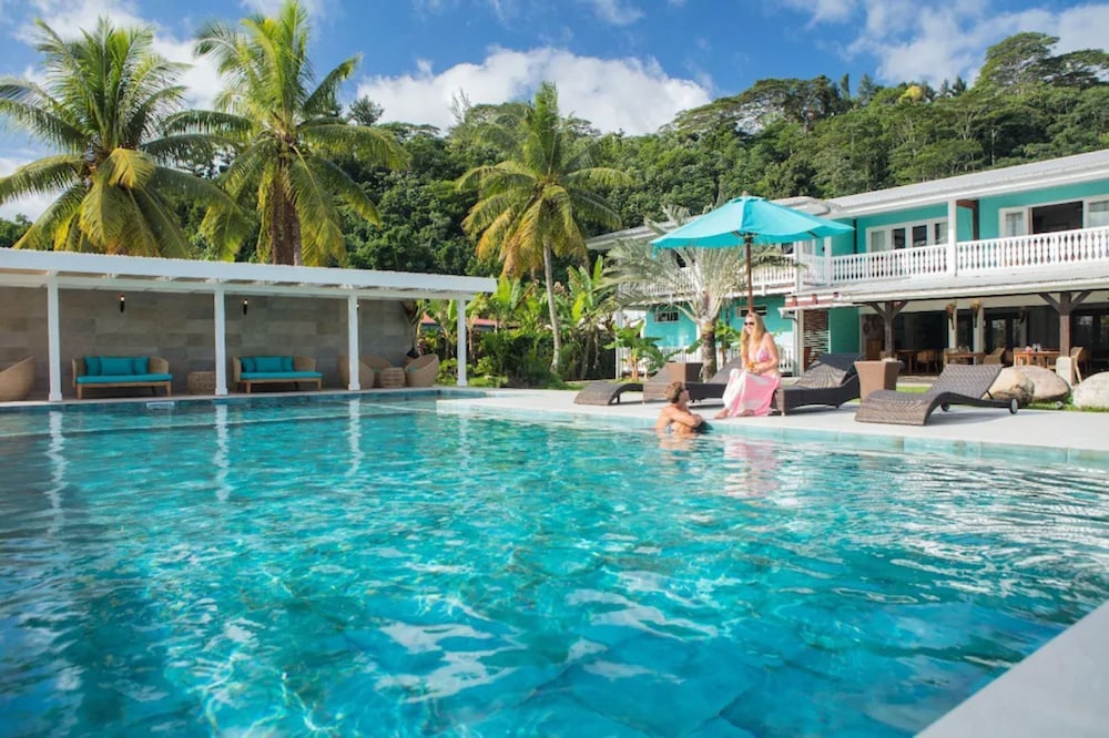 Raiatea Lodge Hotel 1/43