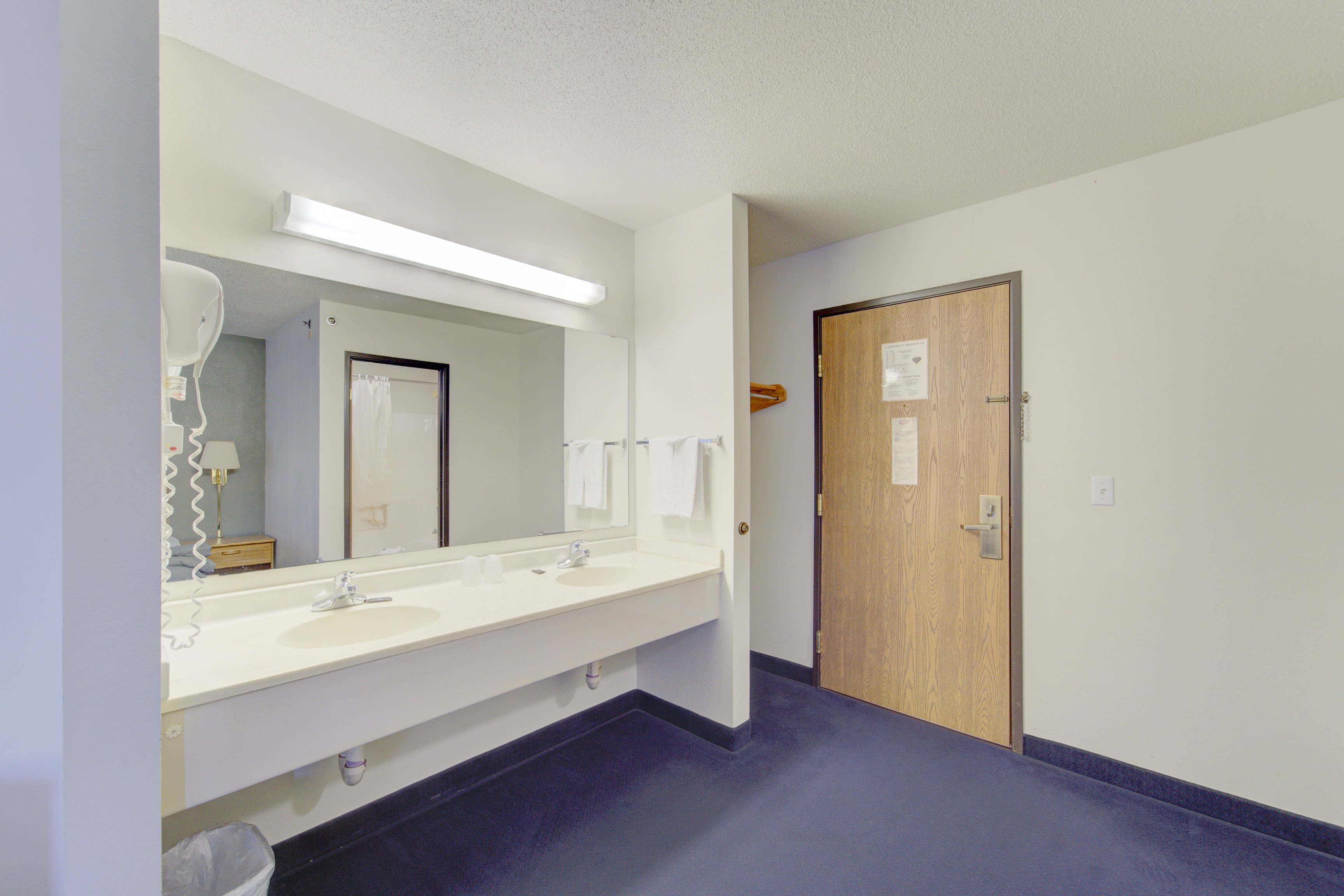 Capital O Amerihost Inn and Suites Fulton Hwy 54 MO 61/63
