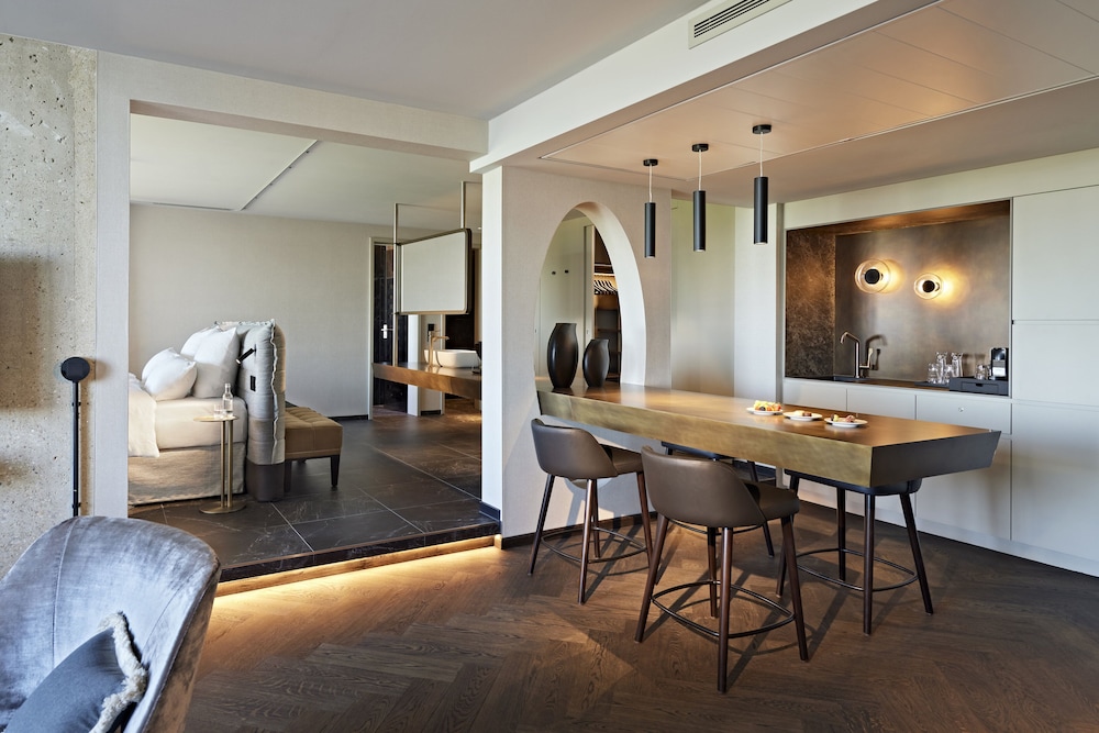 Lindner Hotel Dusseldorf Seestern, Part of Jdv by Hyatt 69/83