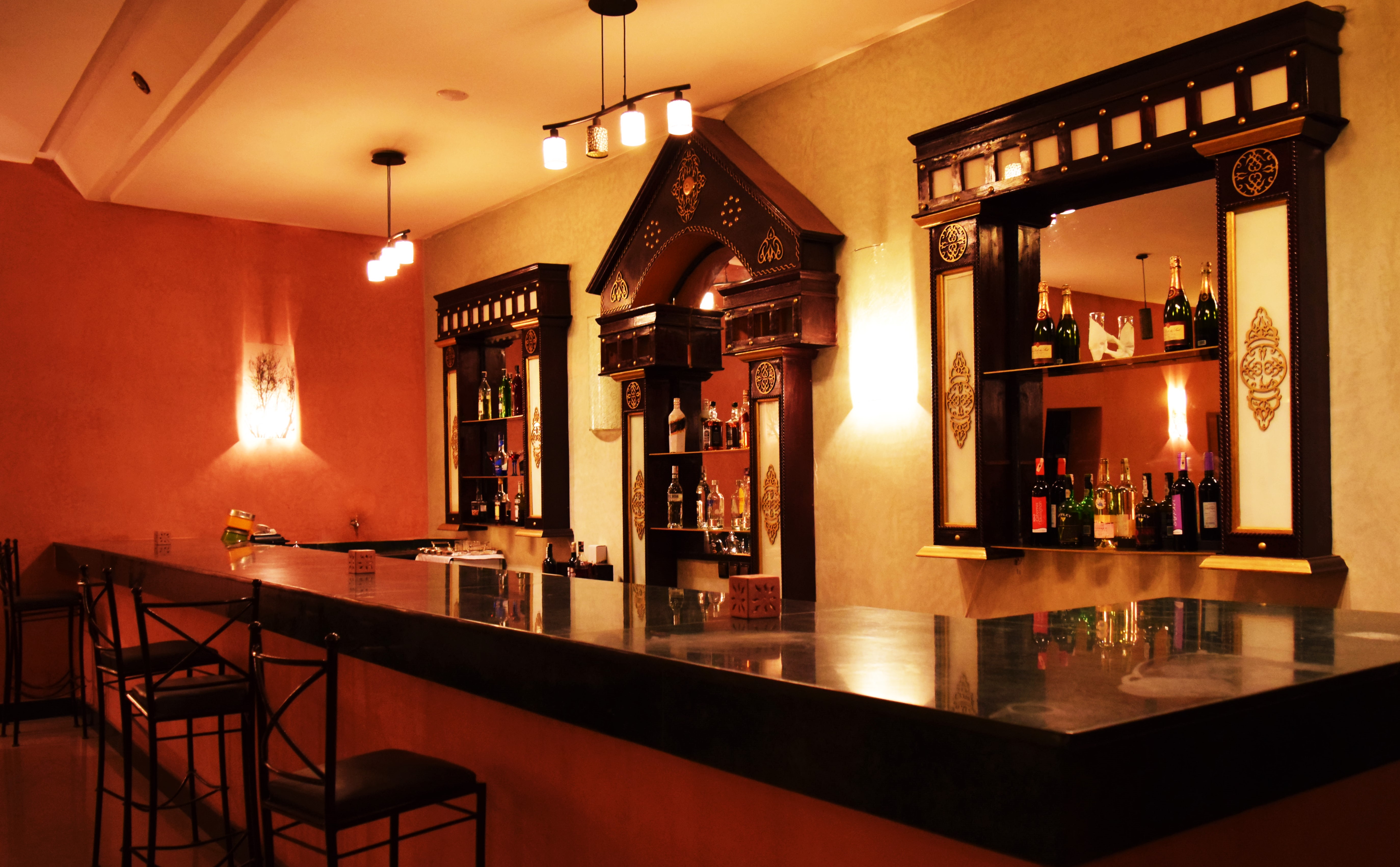 Palms Hotel Club 31/41
