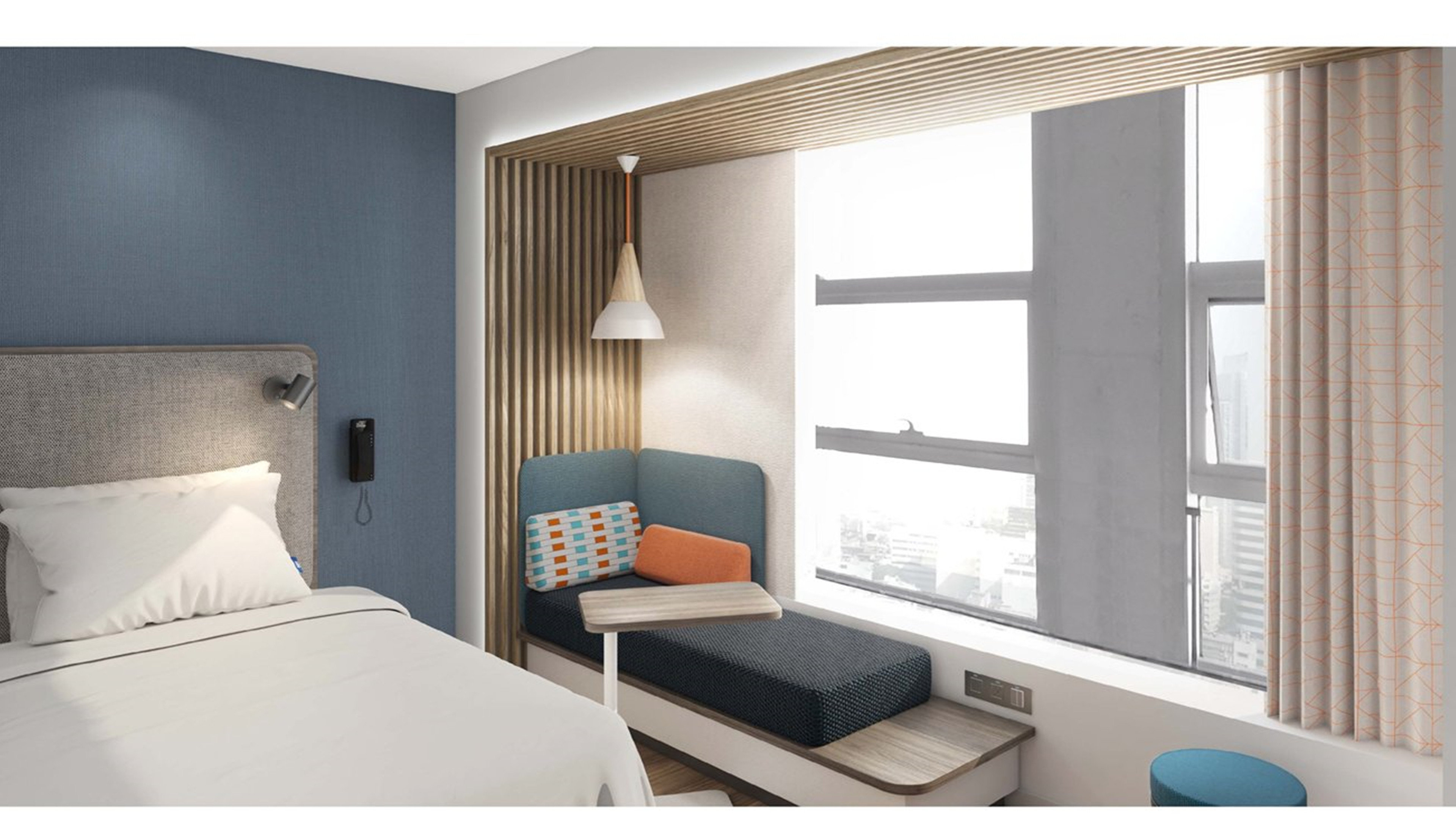 Holiday Inn Express Urumqi Station 9/23