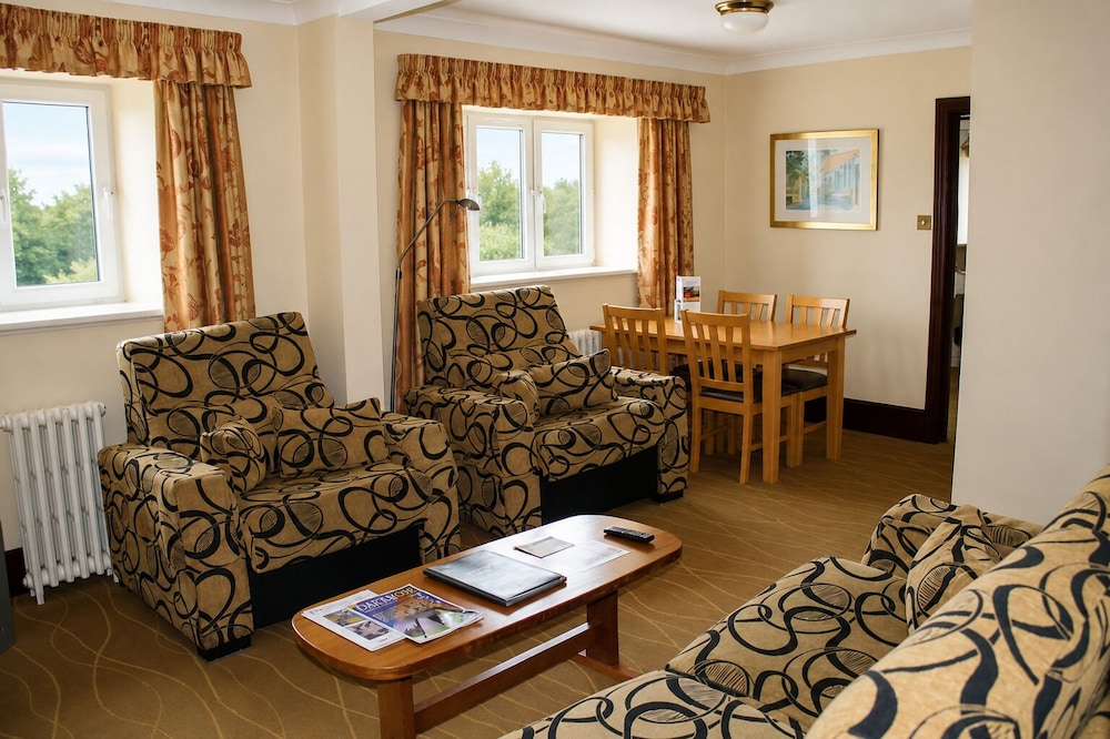The Devoncourt Resort 30/50
