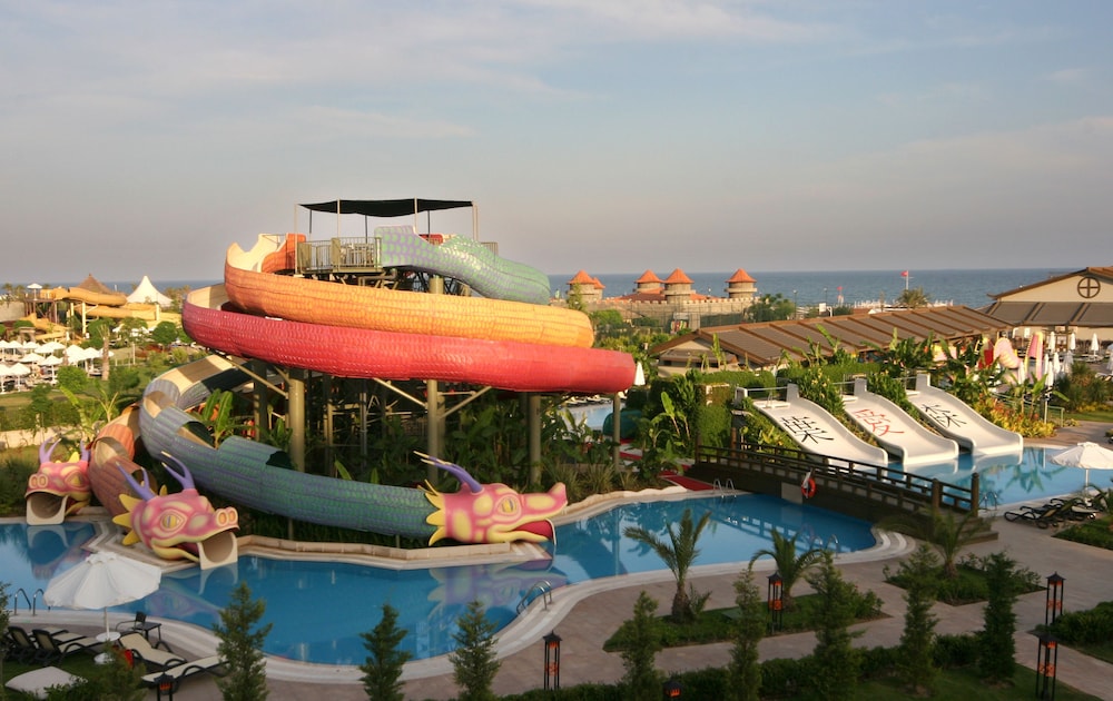 Limak Lara De Luxe Hotel and Resort 9/81